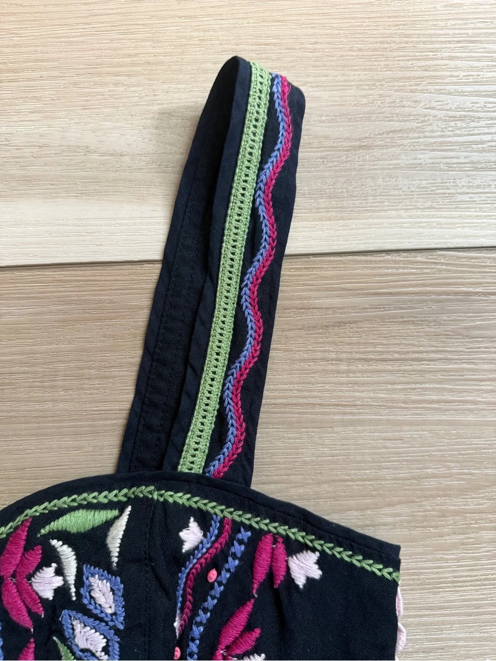 NWT Anthropologie Crop Top Embroidered Boho Black Floral Size 4 - Picture 6 of 13